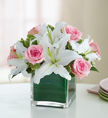 Modern Embrace⢠Pink Rose & Lily Cube