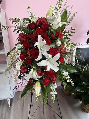 Red and White Standing Spray