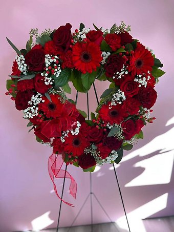 Red Floral Heart Tribute