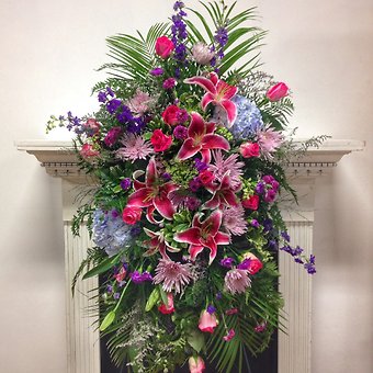 Multicolor Standing Spray